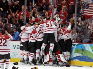 Кладењето на хокеј